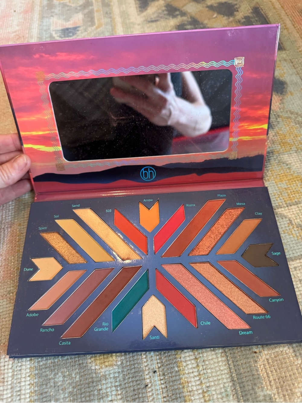 BH Cosmetics Santa Fe Eyeshadow Palette - Sunset Reds, Oranges, Teal